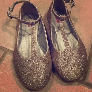 Harper Canyon Gold glitter shoes